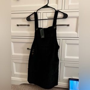 Overall dress